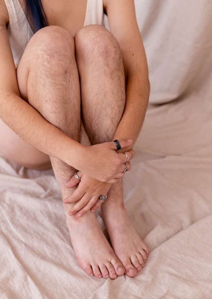 Szőrnövekedés okozta problémák – szőrbenövés, irritáció, piros pöttyök